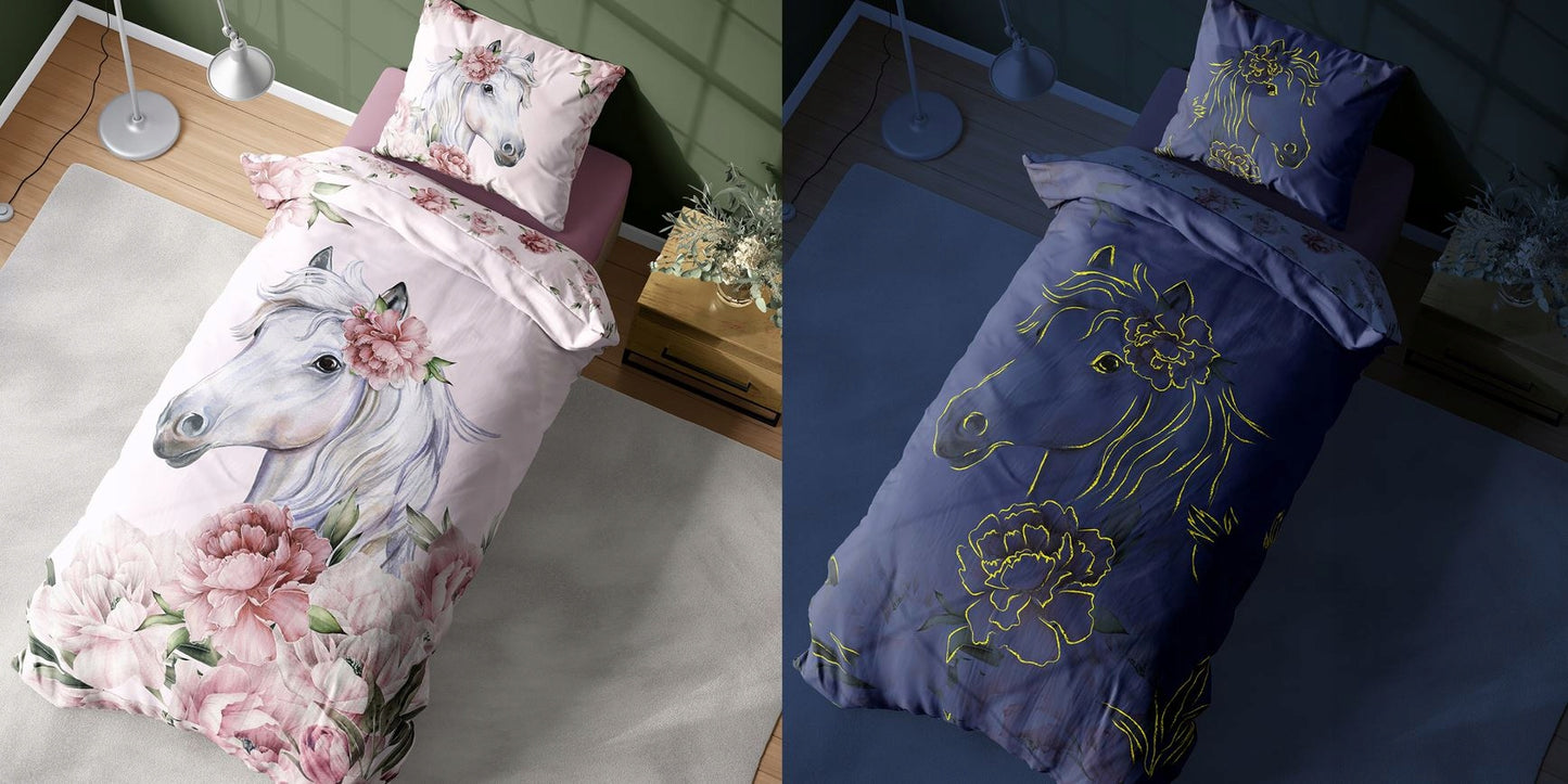 Tamsoje šviečianti patalynė Žirgas 140x200 cm