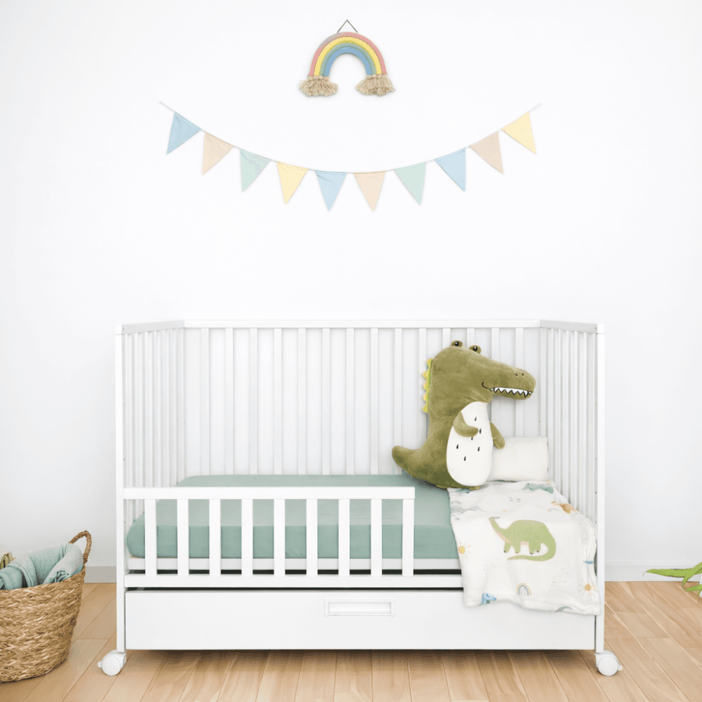 Kūdikio lovytė 120×60 su stalčiumi LUX