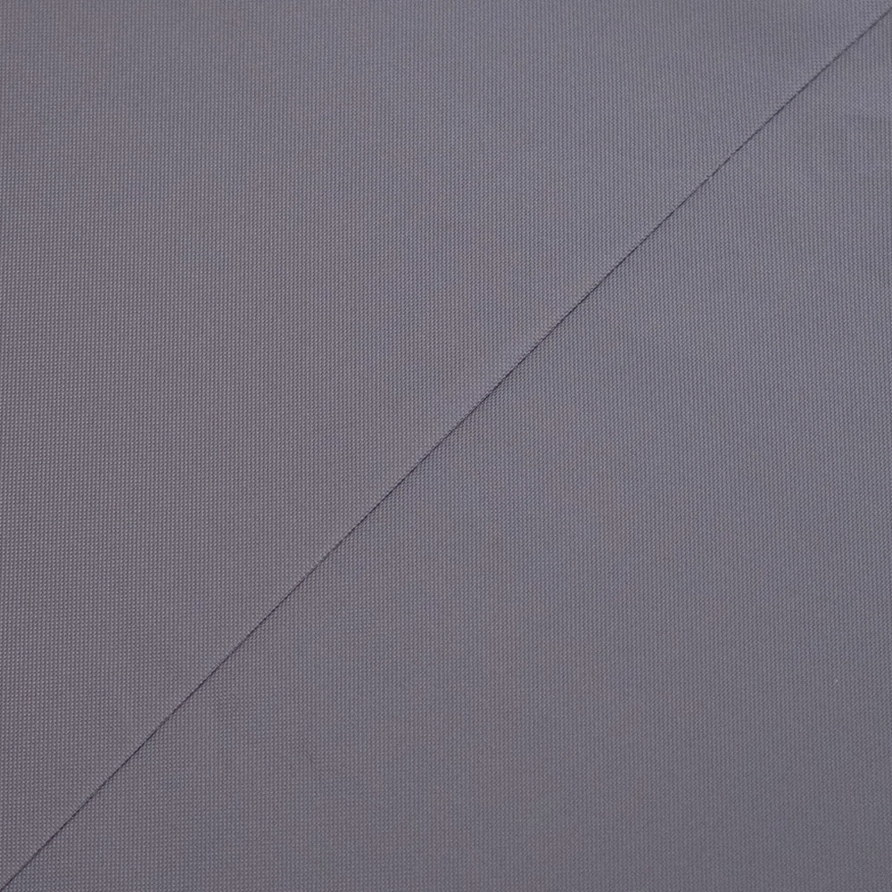 Pilkas kamuoliukų baseinas, užpildytas kamuoliukais – vaizdas 3