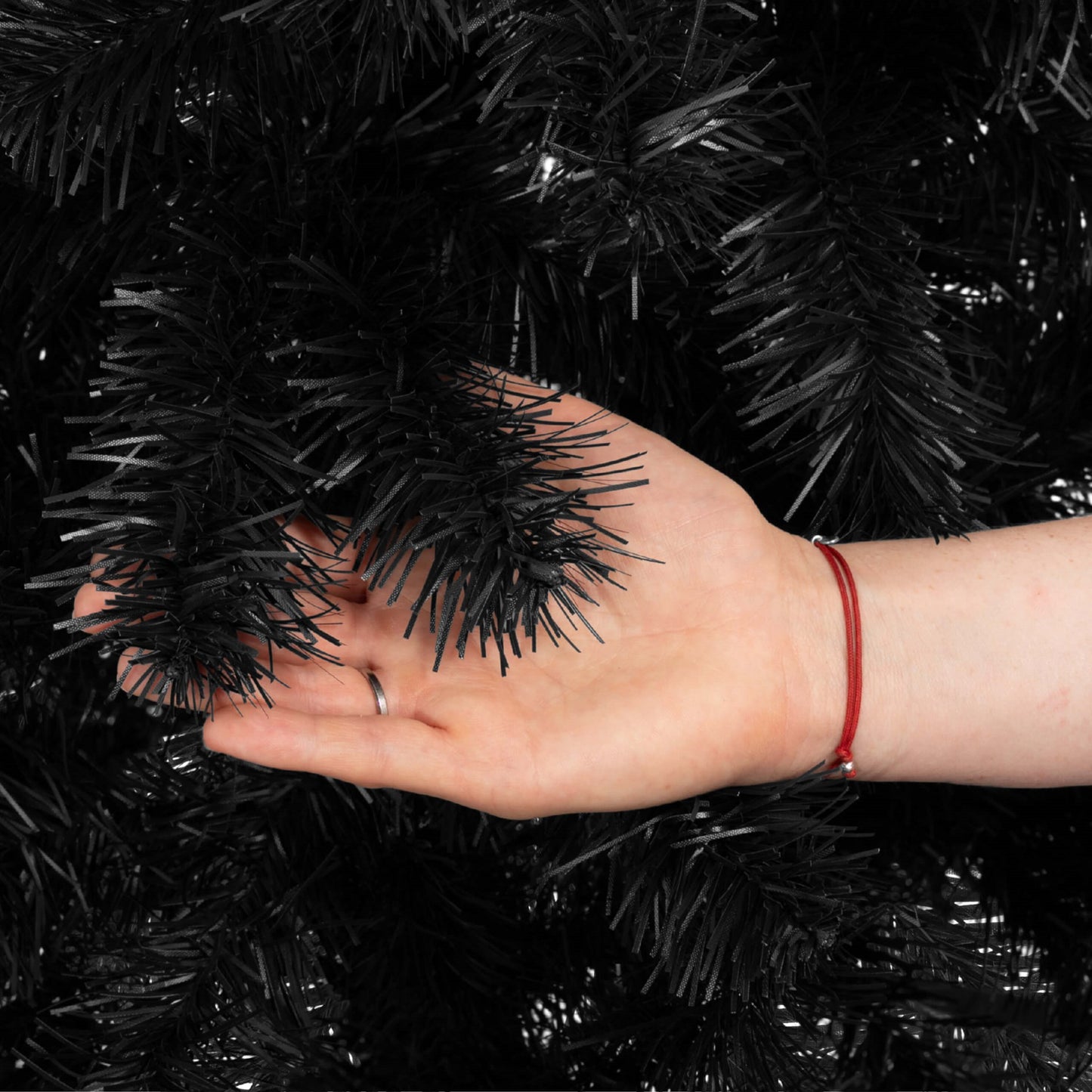 Dirbtinė Juoda Kalėdų Eglutė 180 cm, tanki su stovu, premium kokybė - vaizdas 8