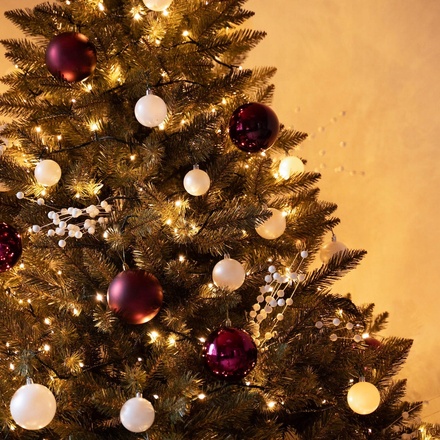 Dirbtinė eglutė Šiaurės Kaukazo eglė 150 cm, tanki ir natūraliai atrodo kaip gyva, PREMIUM klasės - vaizdas 6