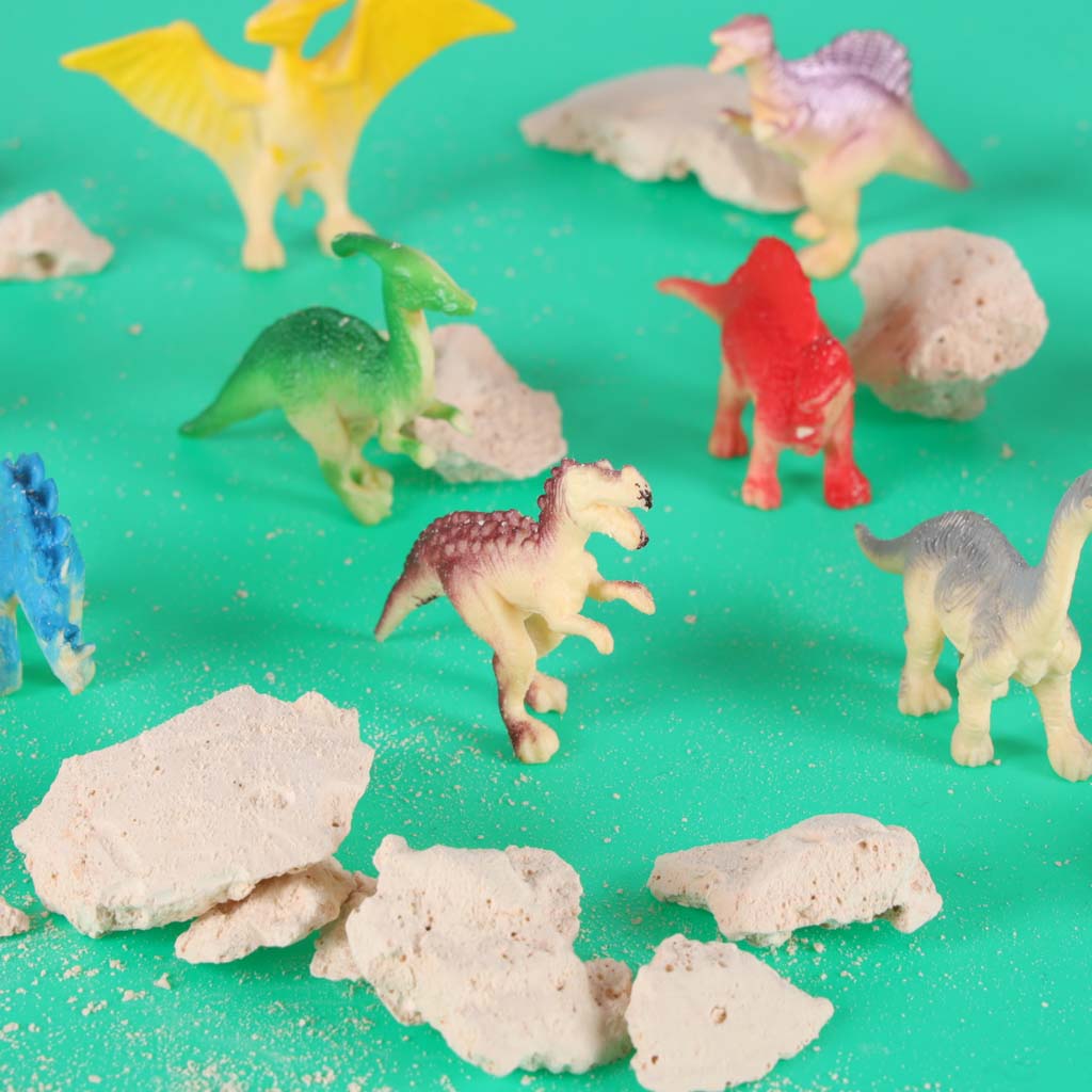 Dinozaurų archeologinis kasinėjimo rinkinys: XL kiaušinis su 12 figūrėlių