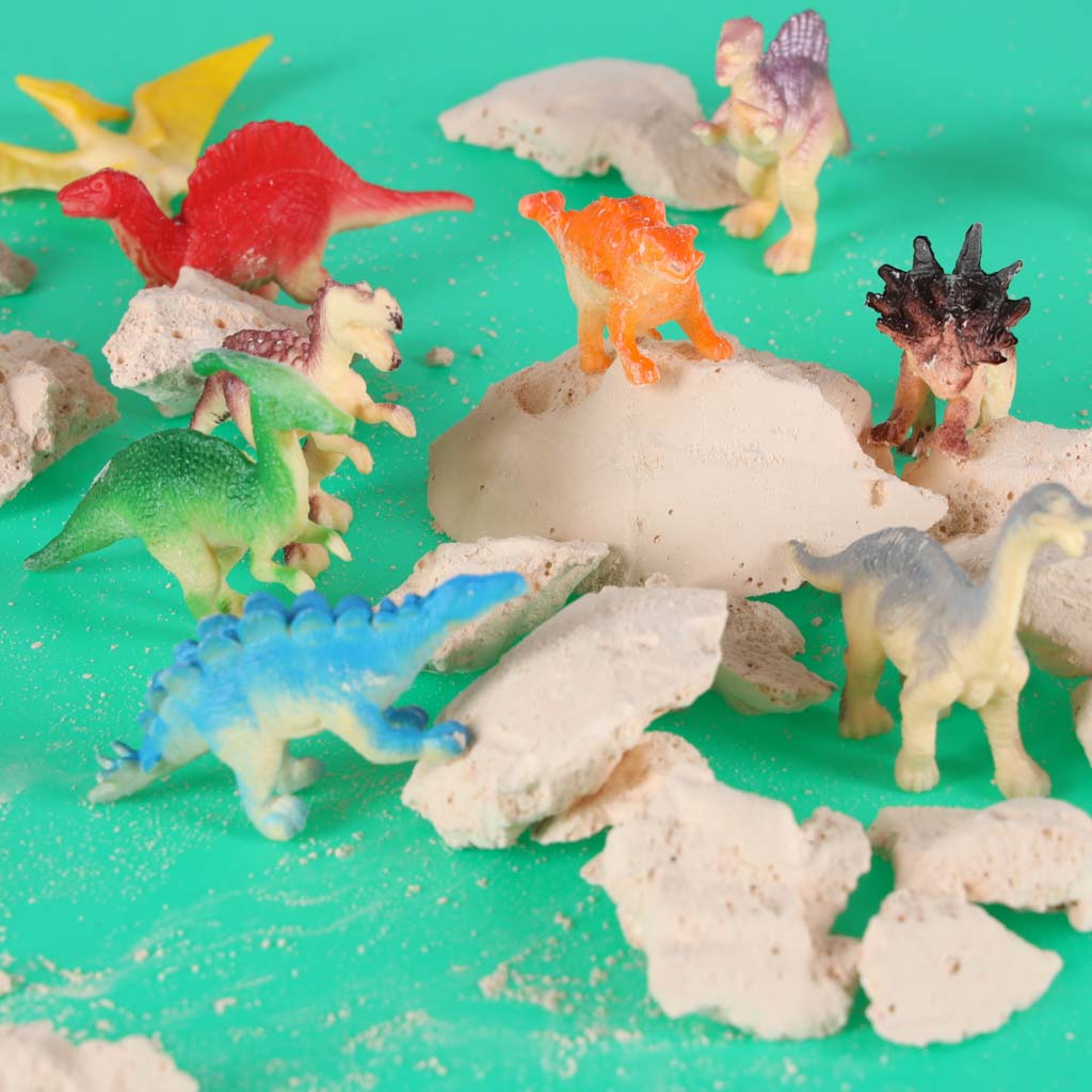 Dinozaurų archeologinis kasinėjimo rinkinys: XL kiaušinis su 12 figūrėlių