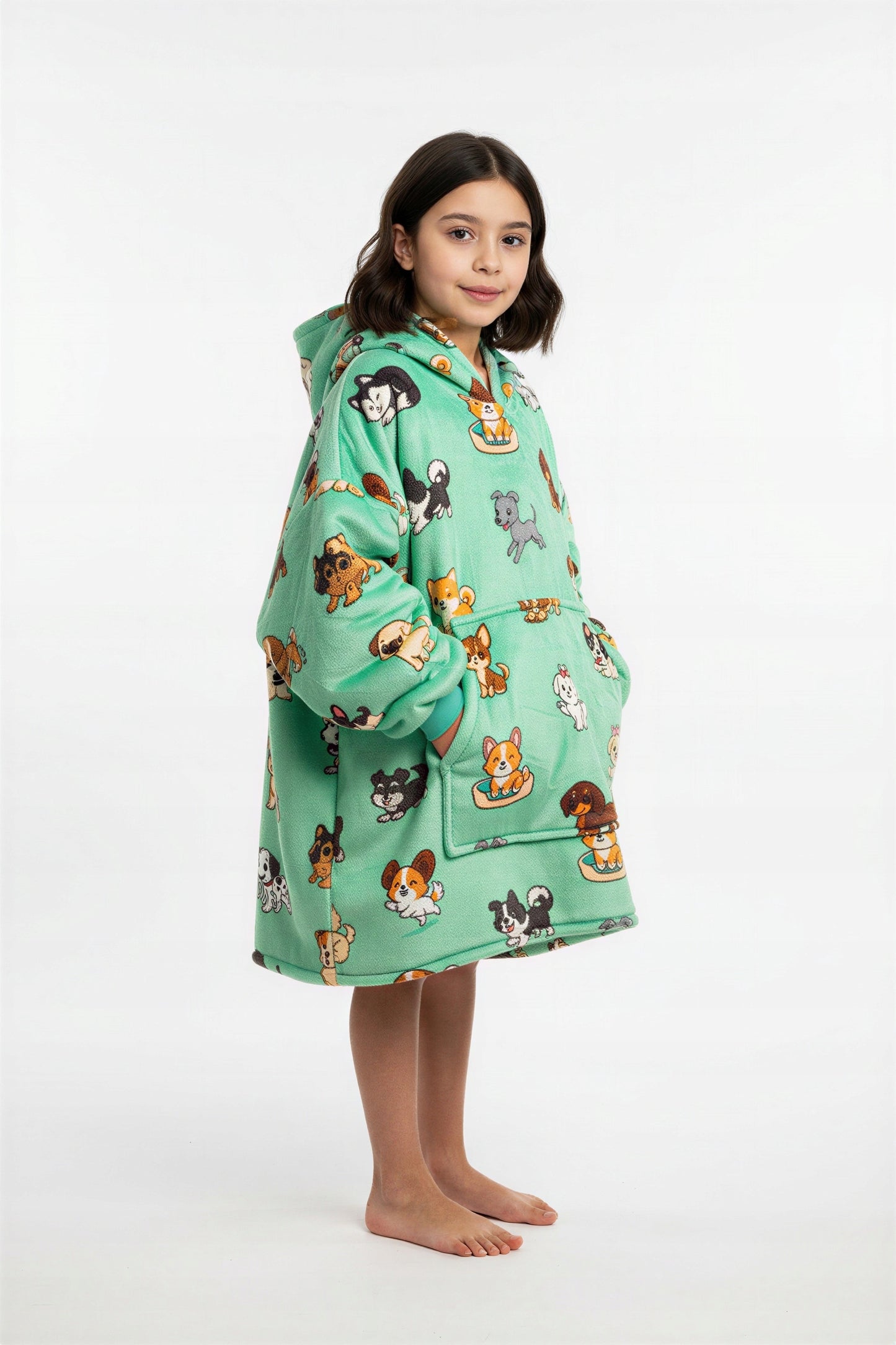 Vaikiškas džemperis-antklodė su gobtuvu (oversize)