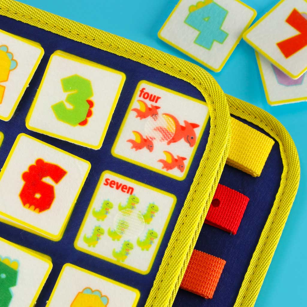 Montessori sensorinė manipuliacinė lentelė-kuprinė, mėlyna
