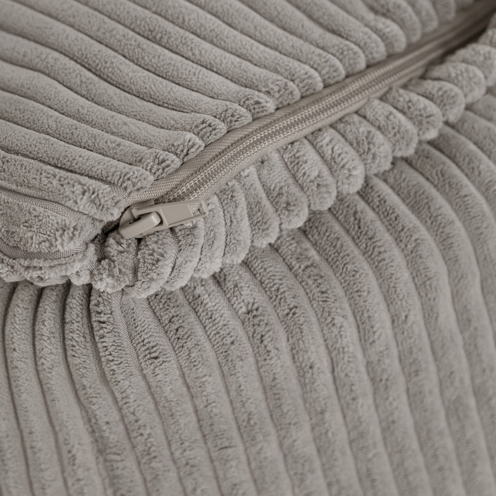 PLUSH NEST Pūkuotas Kvadratinis Vaikų Fotelis, Smėlio Spalvos – vaizdas 2