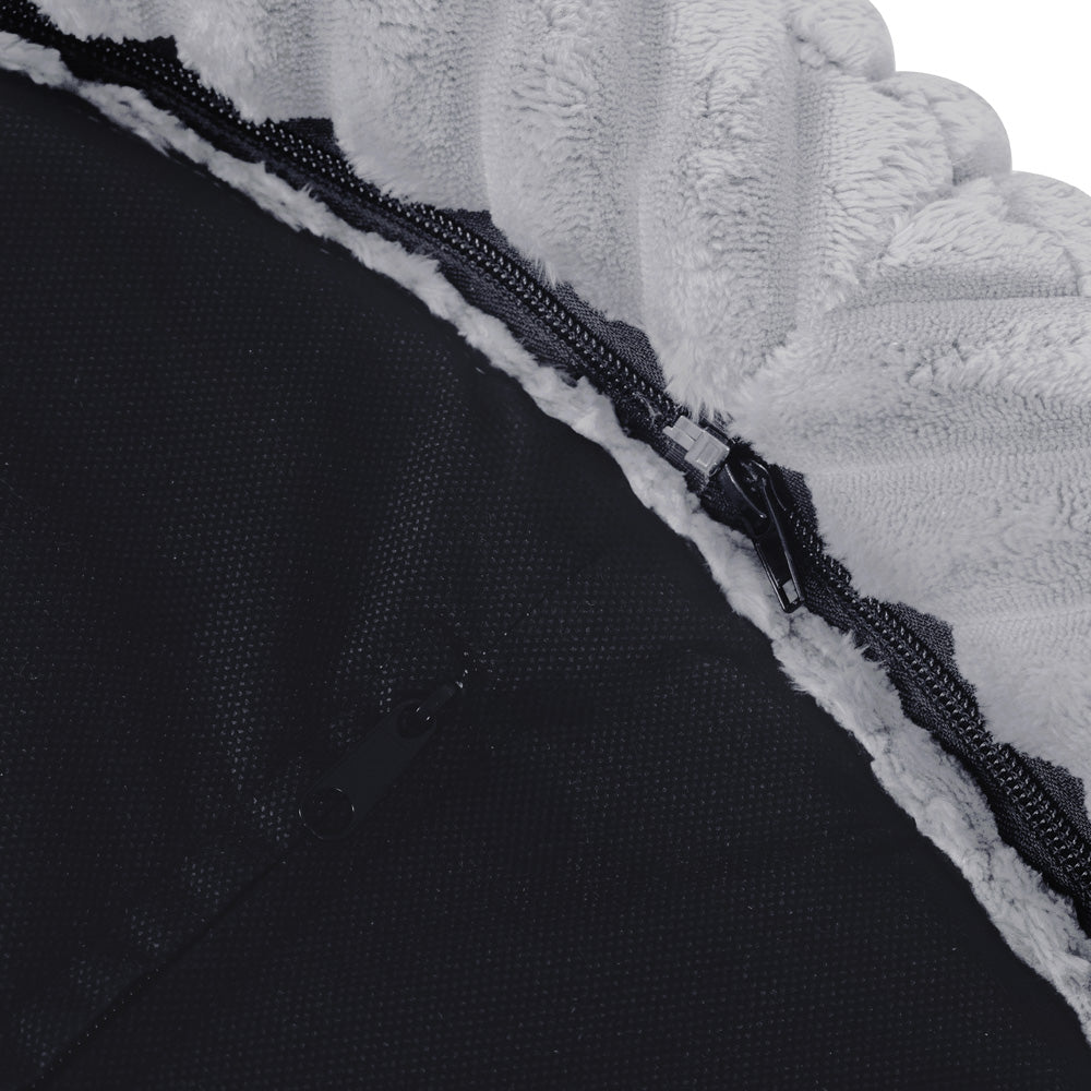 Medžiagos tekstūra „Puffy Lamell“ ant pilko pliušinio baseino šono – vaizdas 5