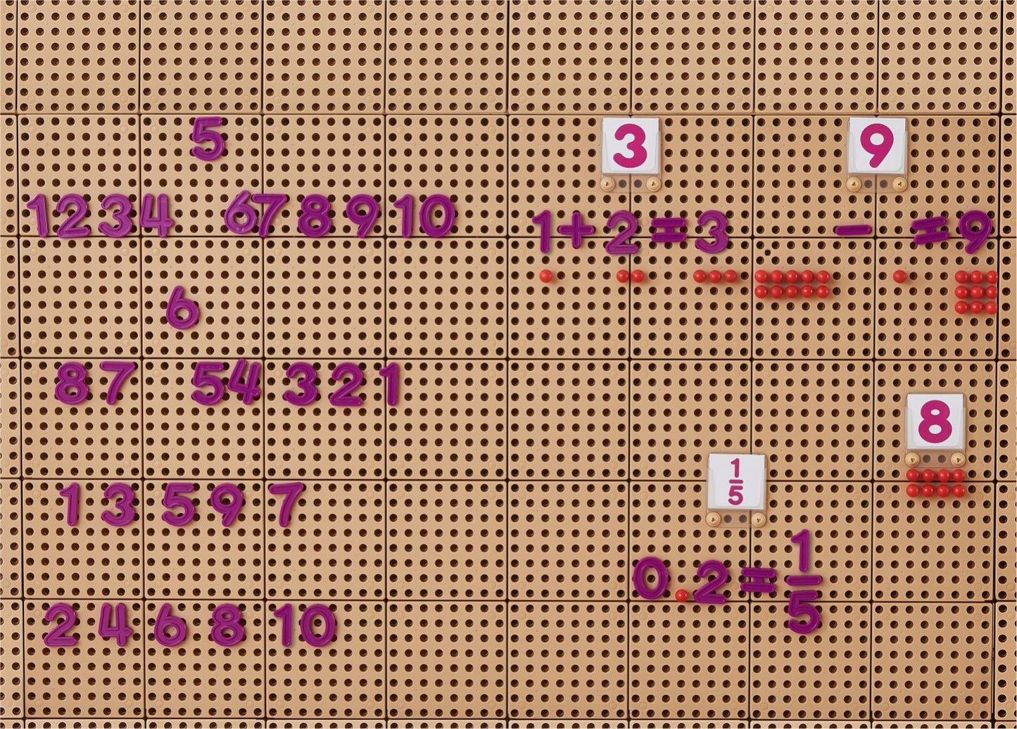 MASTERKIDZ Skaičiai ir simboliai STEM sienelėms 82 vnt. matematikos rinkinys