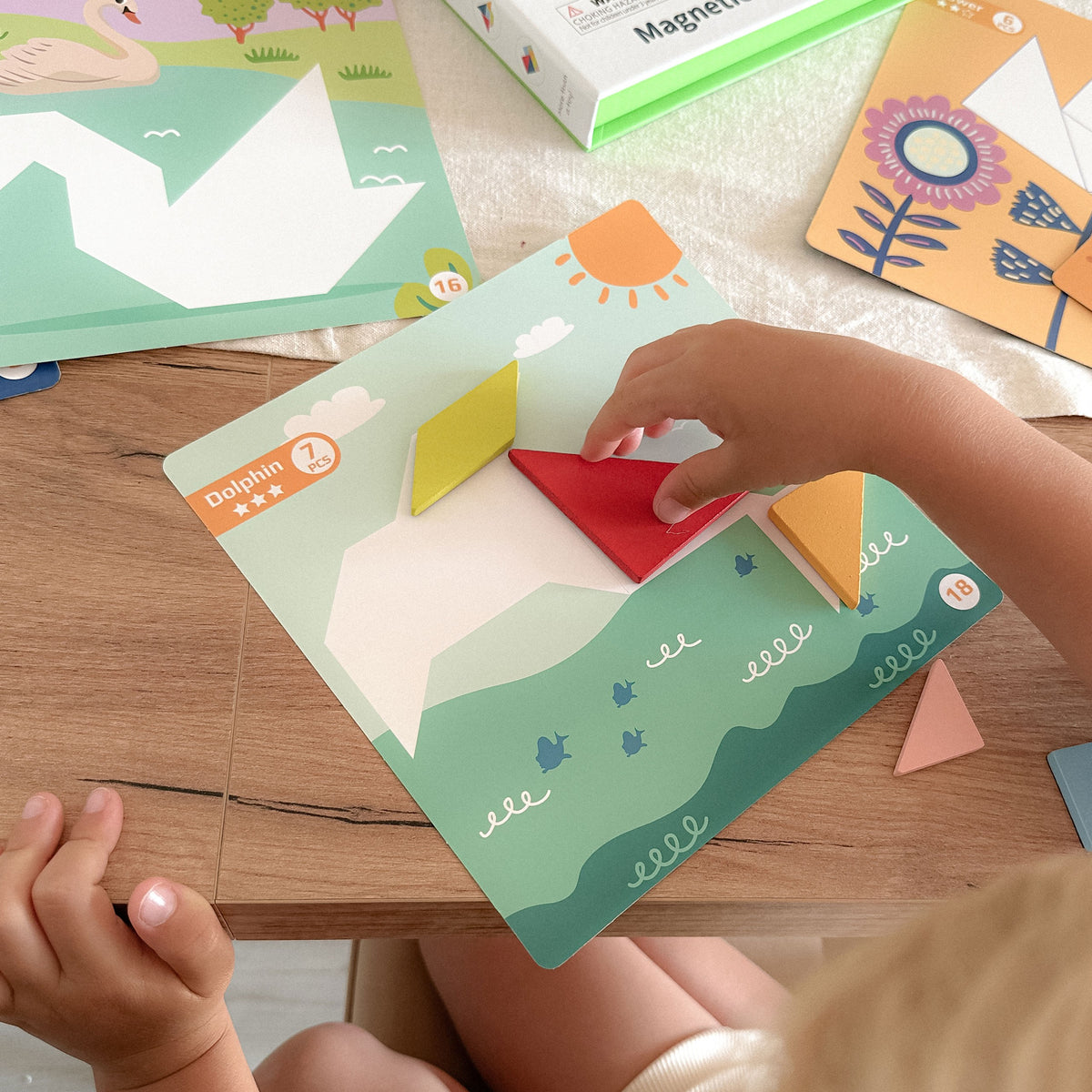 TOOKY TOY Tangram dėlionė – formos ir gyvūnai, 18 dalių