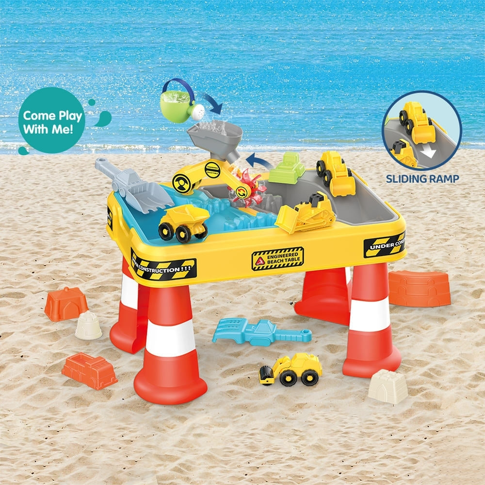 WOOPIE Vandens ir smėlio staliukas 2in1 „Statybų aikštelė“ su kranu ir 4 mašinėlėmis (12 dalių rinkinys) – vaizdas 2