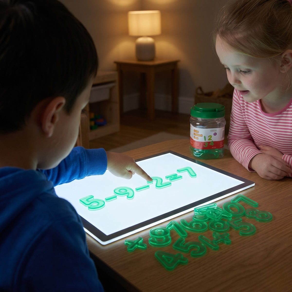 MASTERKIDZ Skaidrūs Skaičiai Matematikai ant Šviesos Plokštės – 55 mm