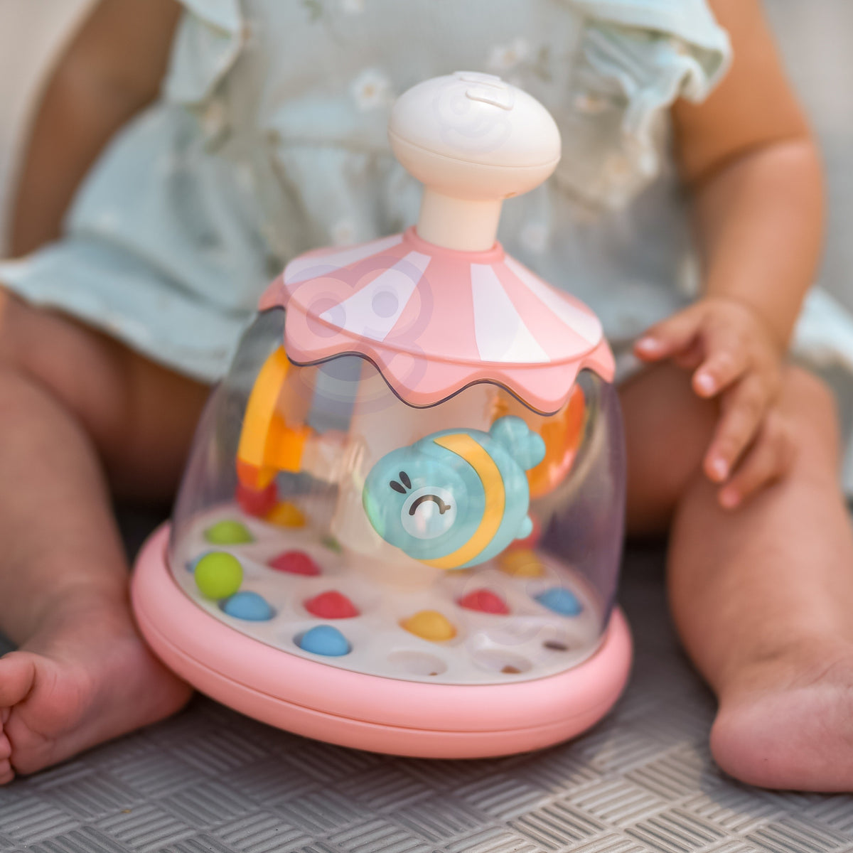 WOOPIE BABY spalvotas gyvūnėlių žaislas su kamuoliukais