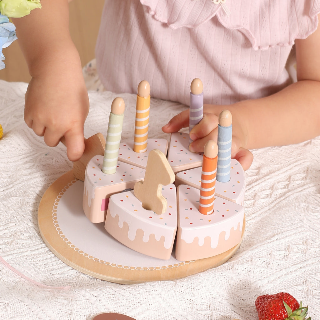 VIGA Medinis gimtadienio tortas pjaustymui su žvakutėmis