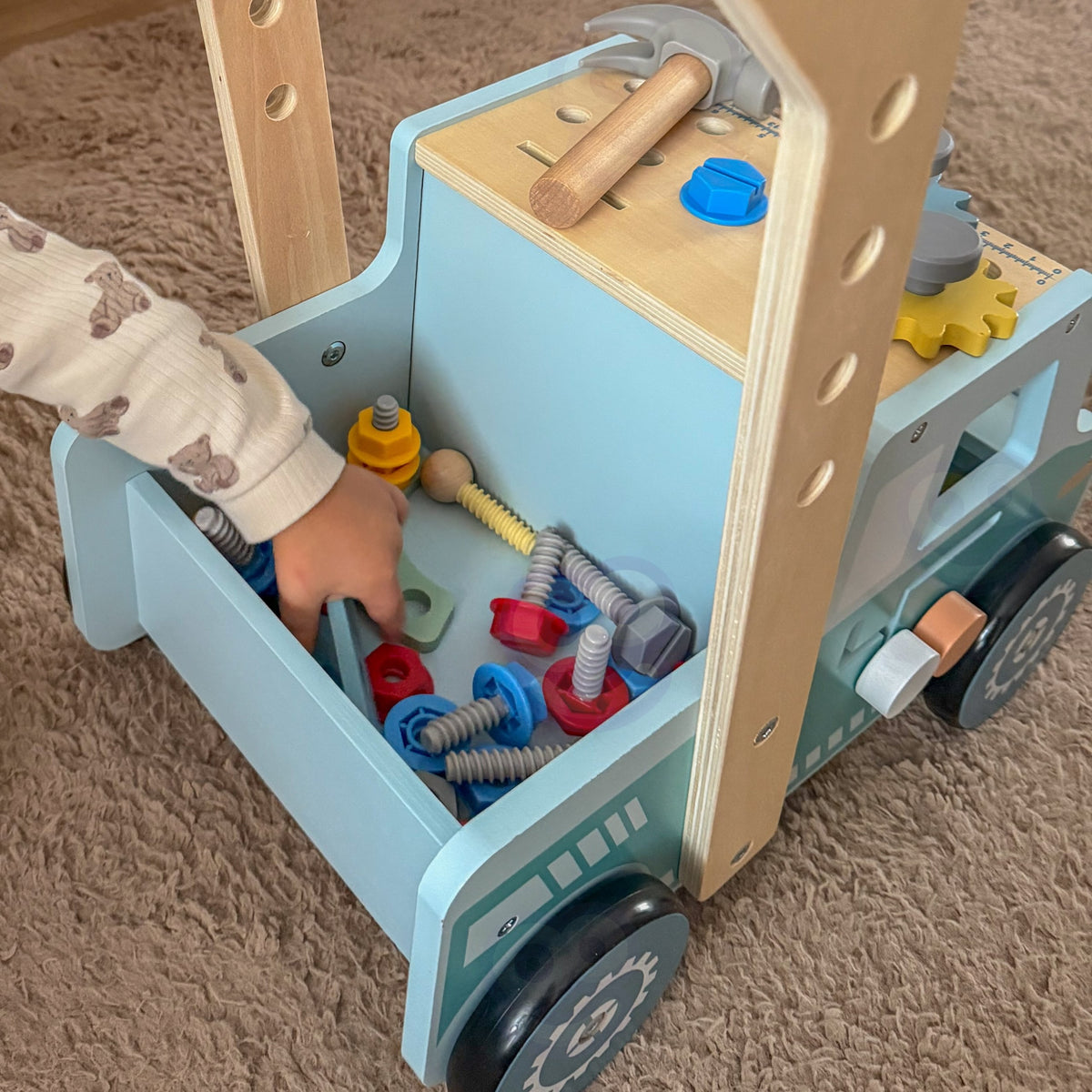 TOOKY TOY Medinis Vaikštynė-Dirbtuvėlės su Įrankiais 46 vnt.