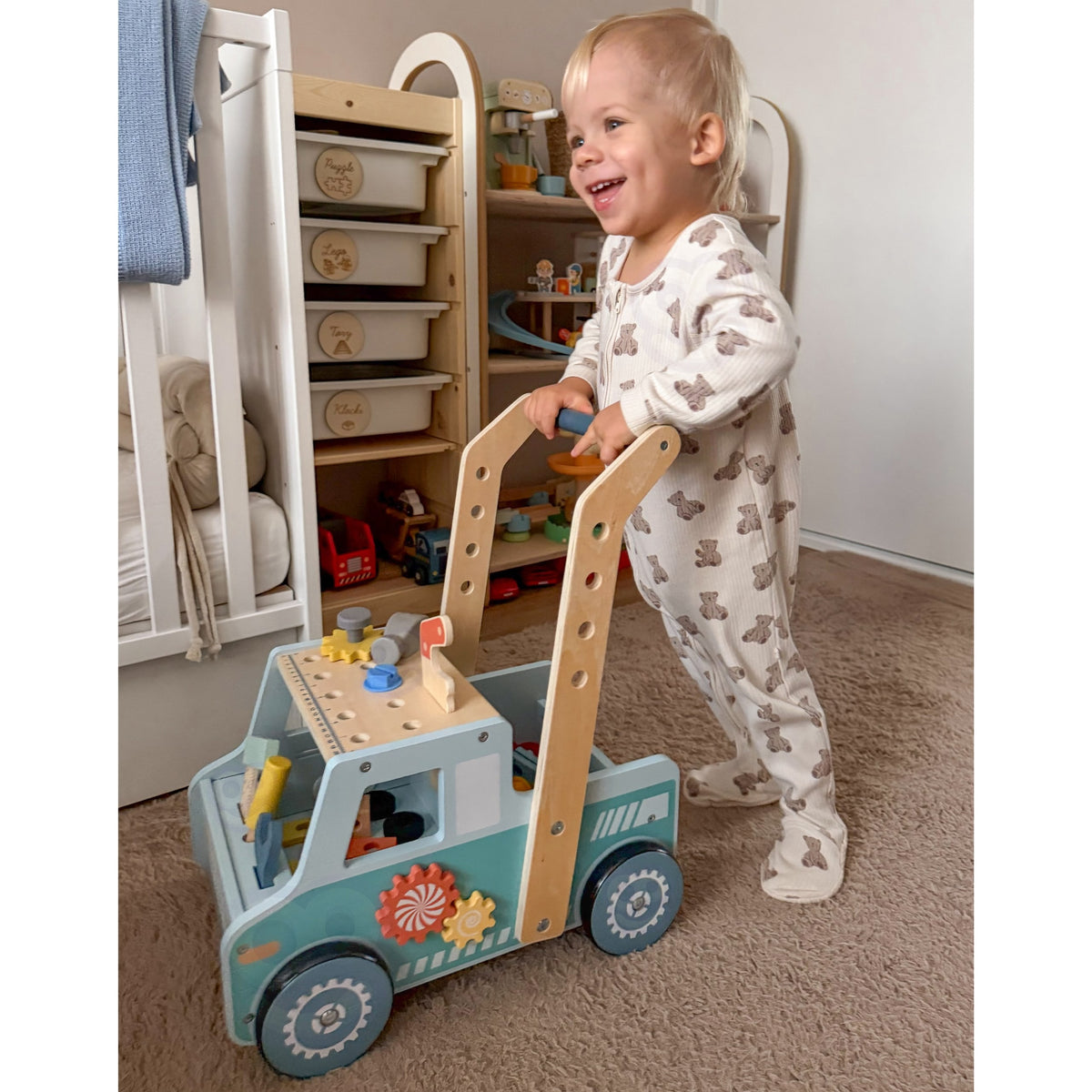 TOOKY TOY Medinis Vaikštynė-Dirbtuvėlės su Įrankiais 46 vnt.
