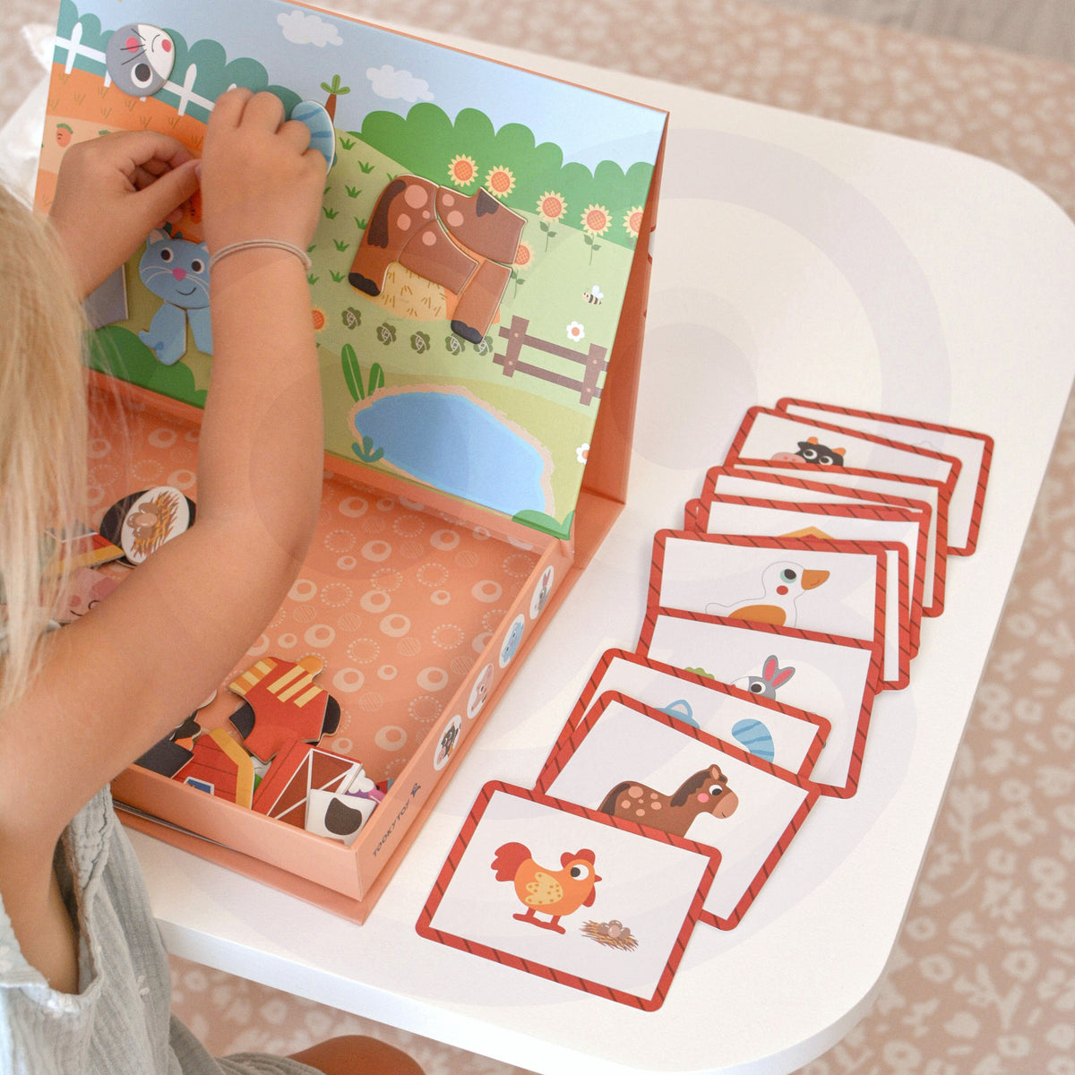 TOOKY TOY Magnetinė dėlionė Ferma vaikams, 61 detalė