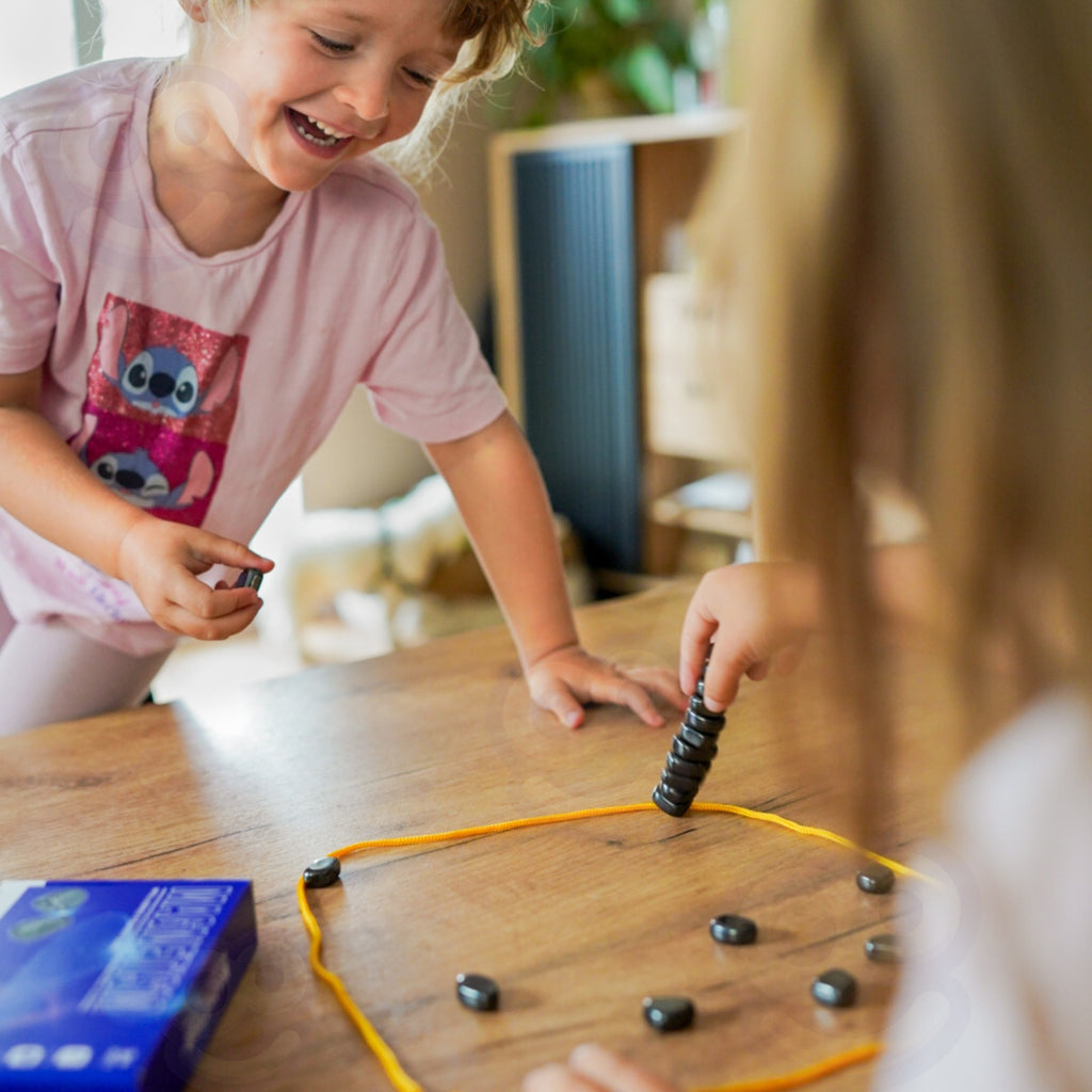 WOOPIE Magnetinių Akmenukų Žaidimas su Virvele, 20 vnt.