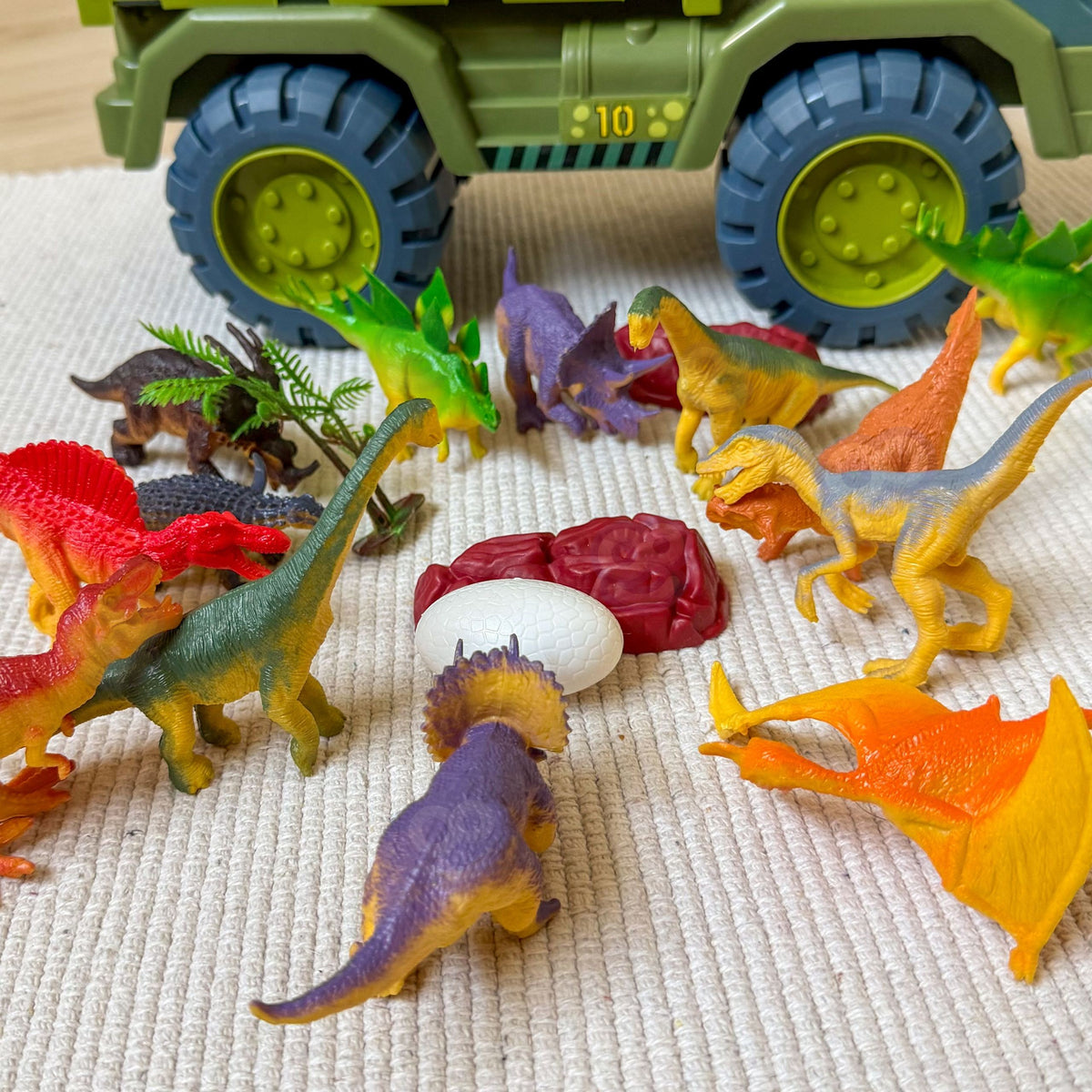 WOOPIE Dinozauro transporteris su figūrėlėmis