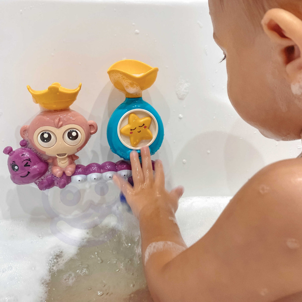 WOOPIE BABY Beždžionėlė – Vandens Žaislas su Puodeliu