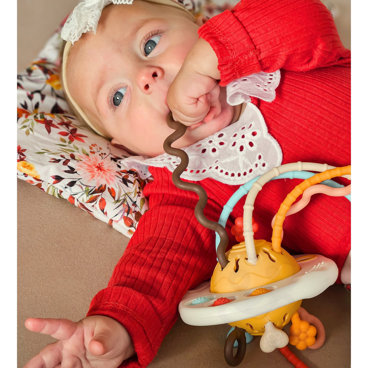 WOOPIE BABY Montessori Sensorinis NSO Kramtukas ir Barškutis