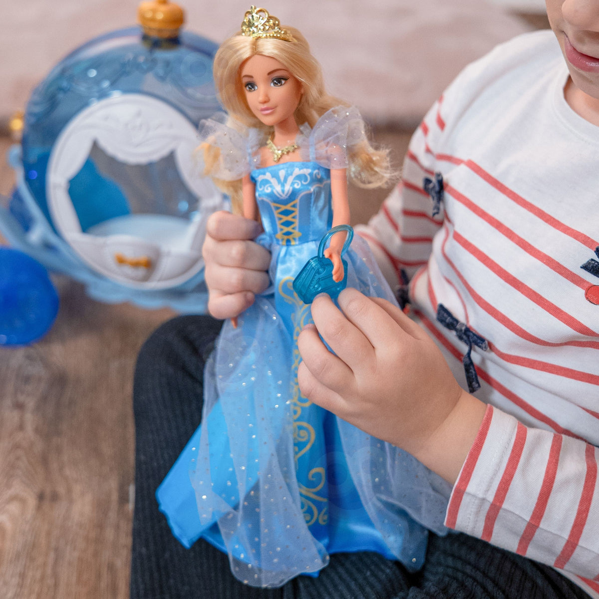 WOOPIE ROYAL Ledo Princesė Lily su Stebuklingu Karieta ir Priedais