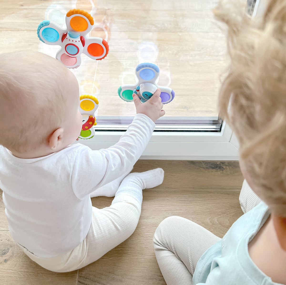 WOOPIE Baby Sensoriniai Suktukų Žaislai Raketa Ateiviai NLO 3 vnt.