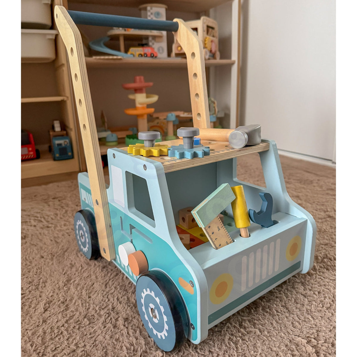 TOOKY TOY Medinis Vaikštynė-Dirbtuvėlės su Įrankiais 46 vnt.