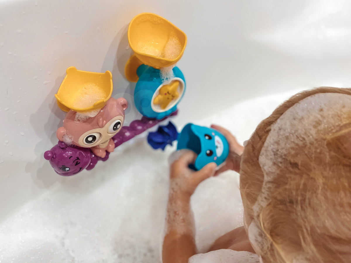 WOOPIE BABY Beždžionėlė – Vandens Žaislas su Puodeliu