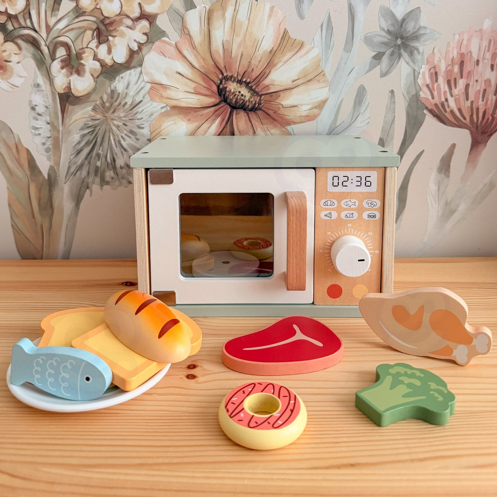 TOOKY TOY Medinė Mikrobangų Krosnelė su Maisto Rinkiniu