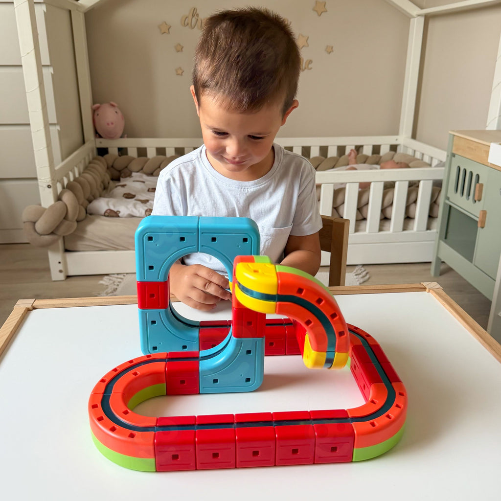 WOOPIE Magic Cube Traukinys su Antigravitaciniu Bėgiu, 32 dalys