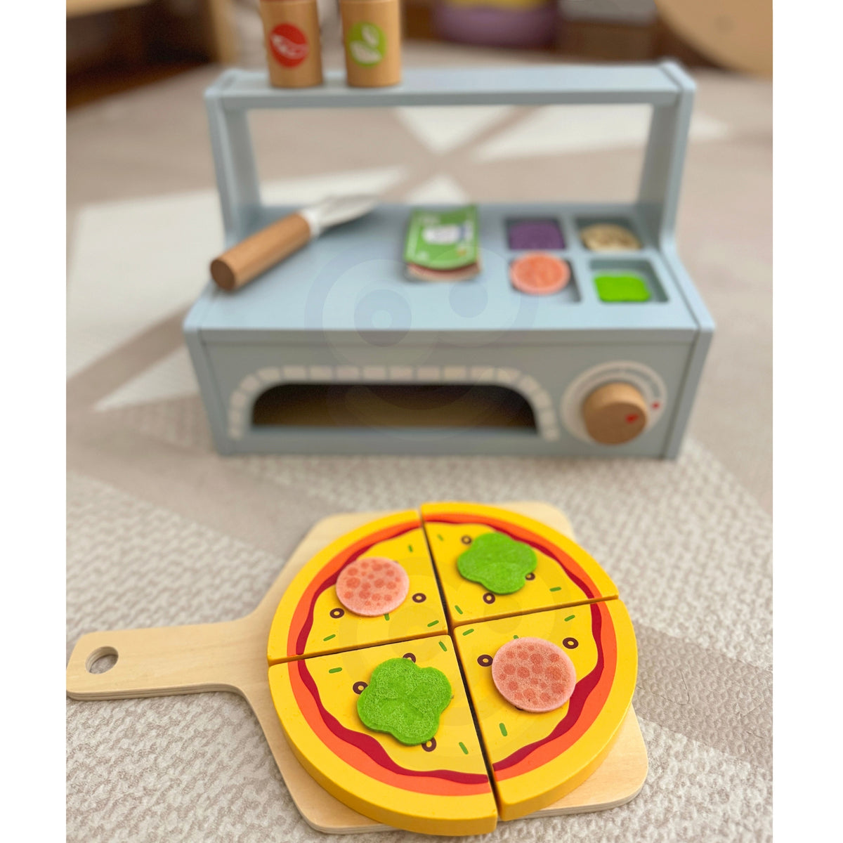 TOOKY TOY Picerijos medinė pica su priedais ir orkaite