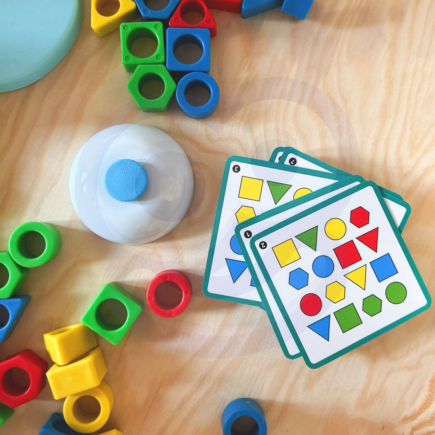 WOOPIE Montessori Dinozaurų Dėlionė – formų ir spalvų žaidimas vaikams