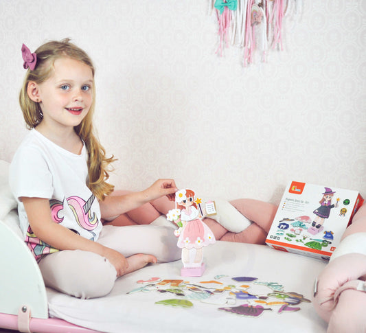 VIGA Medinė magnetinė lavinamoji dėlionė – Aprengimo rinkinys – pagrindinis vaizdas