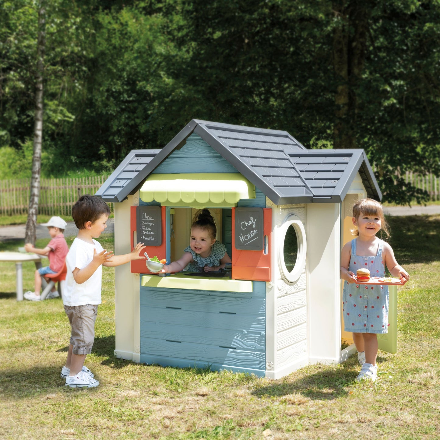 SMOBY Chef's Cottage Virėjo Namelis su Virtuvėle ir Priedais