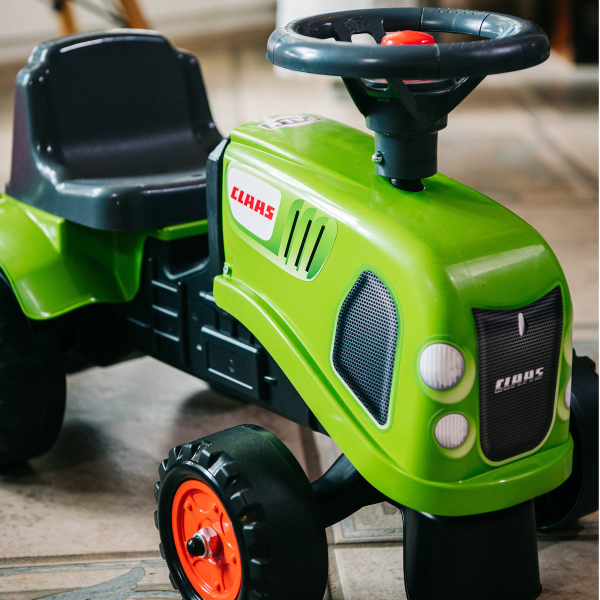 FALK Traktorius-paspirtukas Baby Claas, žalias, su priekaba ir priedais (nuo 1 metų) – vaizdas 4