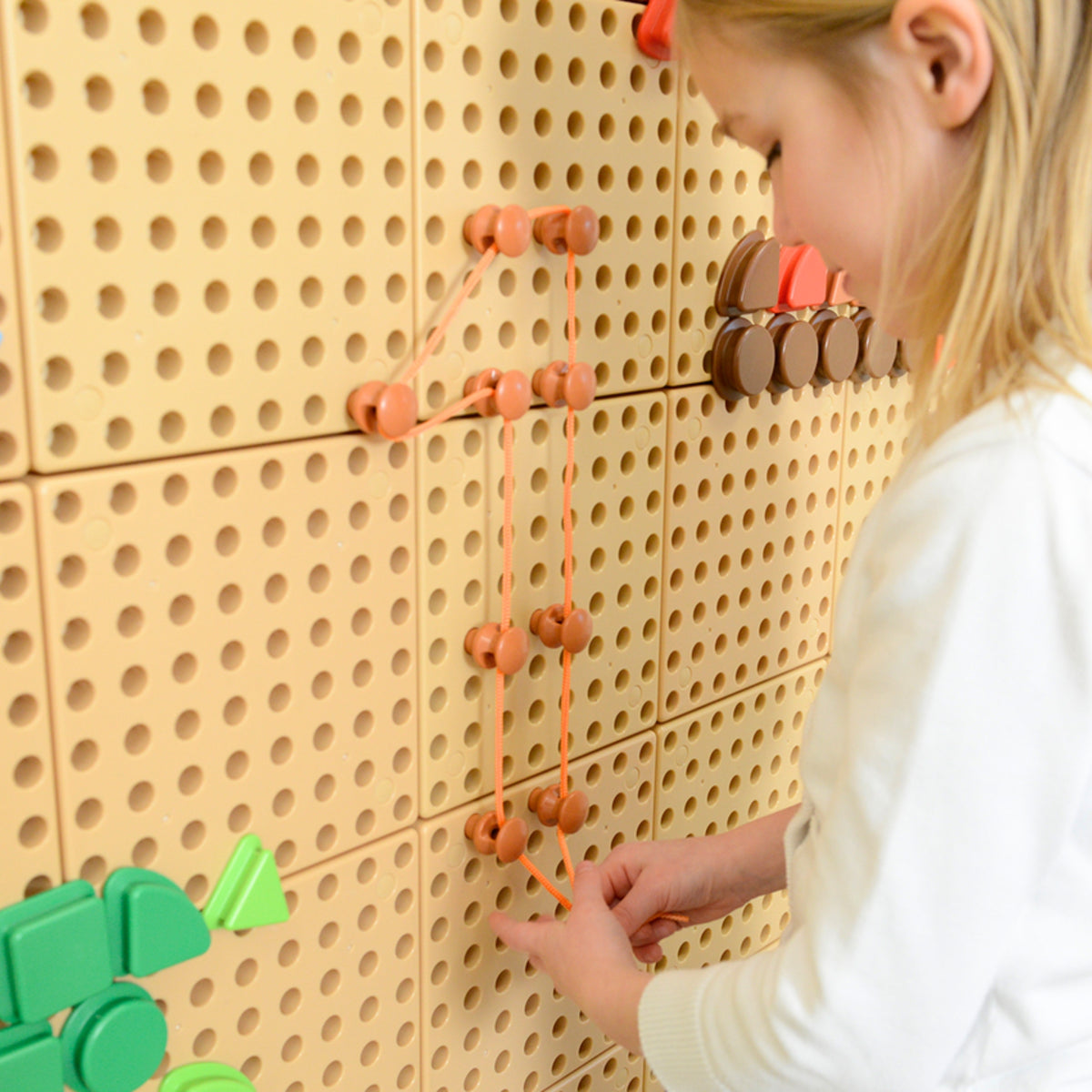 MASTERKIDZ Kaiščių ir virvelių rinkinys STEM lentai kurti ir mokytis