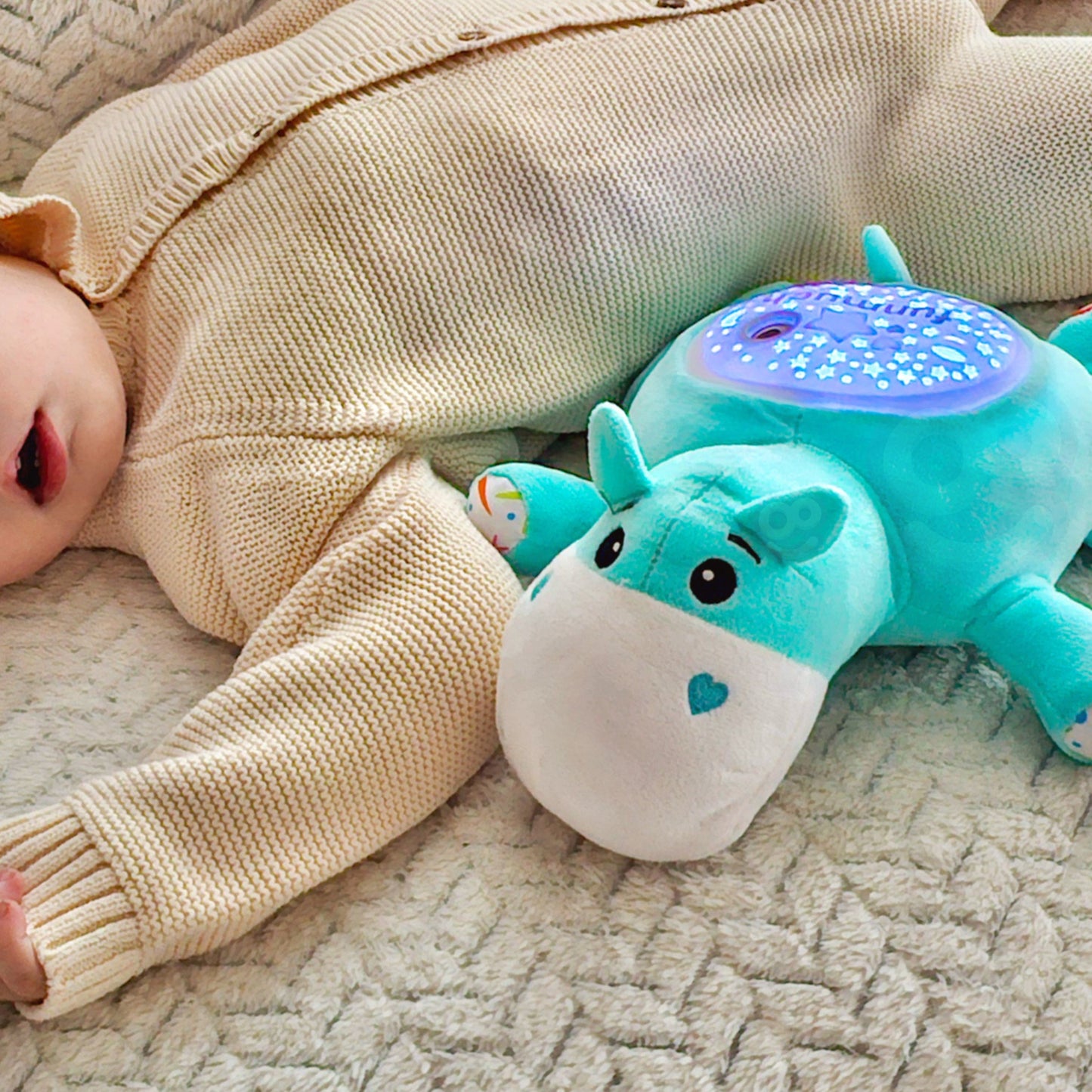 WOOPIE BABY 2-in-1 Projektorius ir Minkštas Žaislas Begemotikas