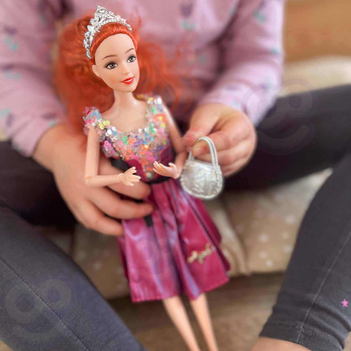 WOOPIE ROYAL Emi Fashion Lėlė 32 cm – Rožinė Suknelė ir Priedai