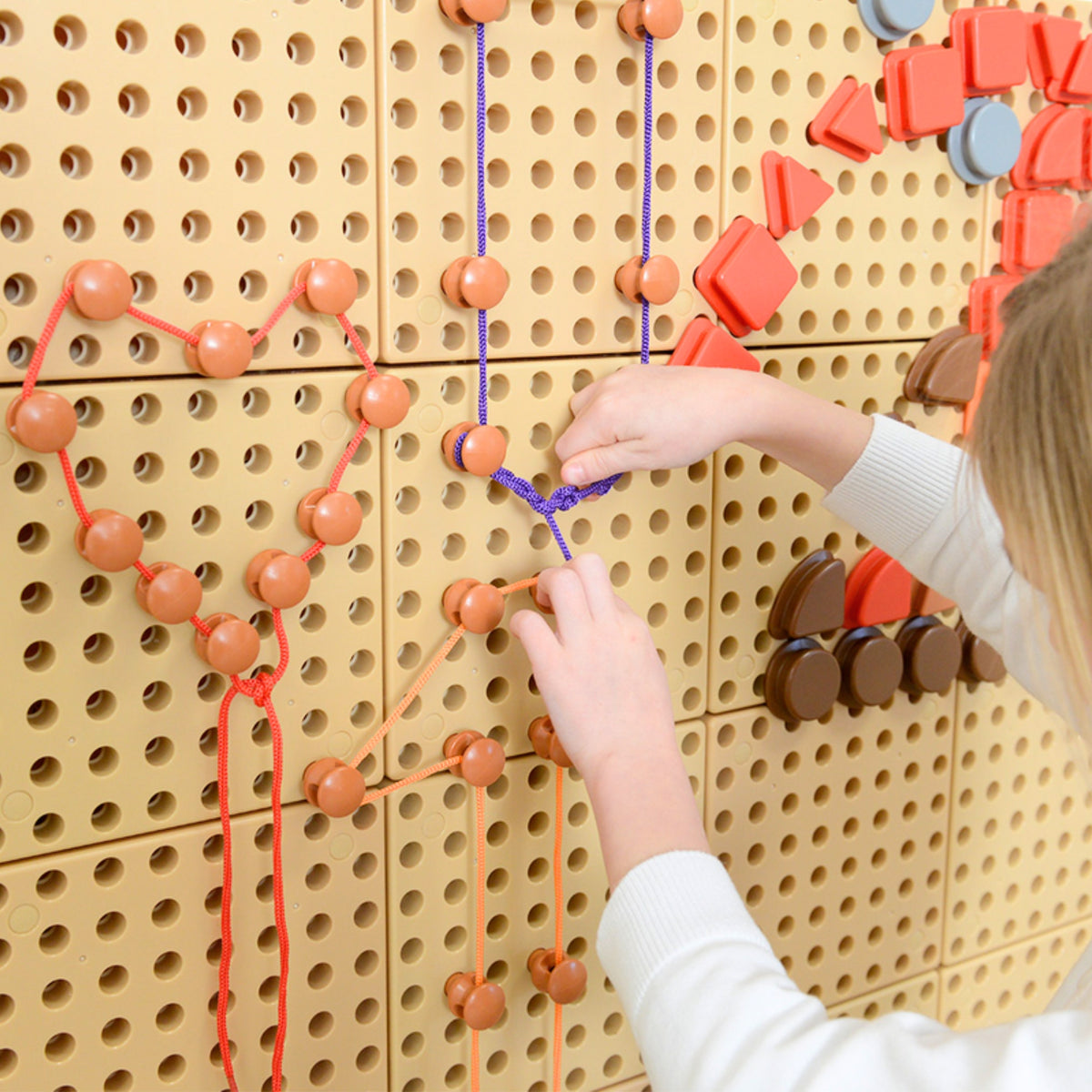 MASTERKIDZ Kaiščių ir virvelių rinkinys STEM lentai kurti ir mokytis