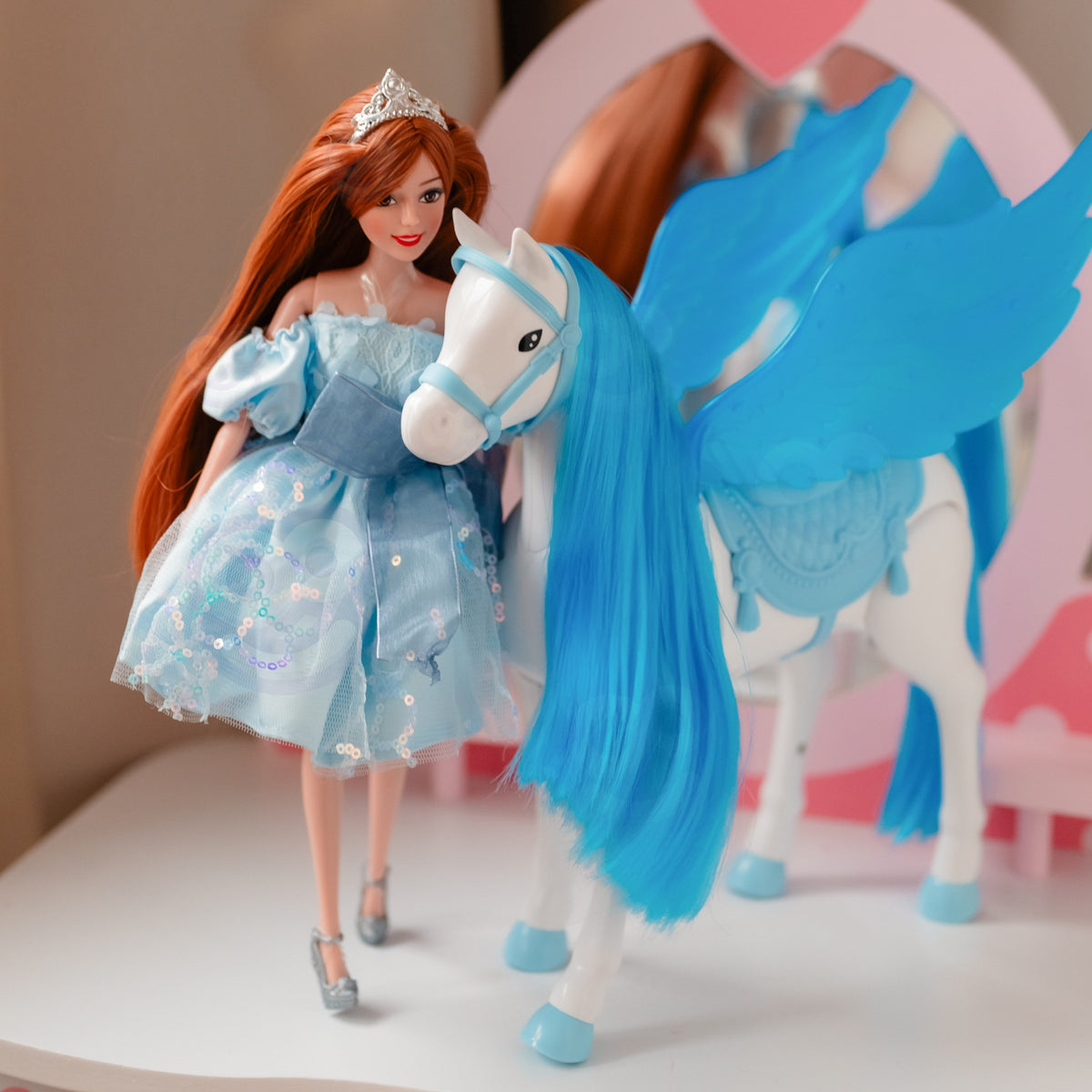 WOOPIE ROYAL Interaktyvus Pegasas Lili – Žaislas Mažajai Princesei