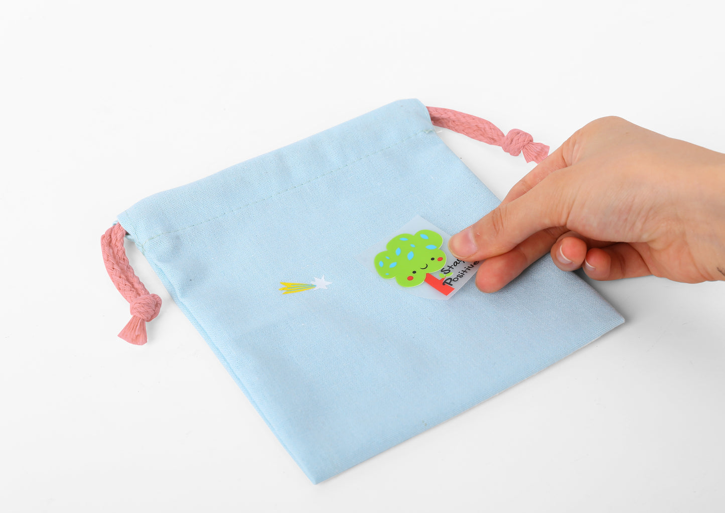 WOOPIE ART&FUN Kūrybinis rinkinys „Pasidaryk pats“: Rankinės / maišelio dekoravimas su lipdukais – vaizdas 7