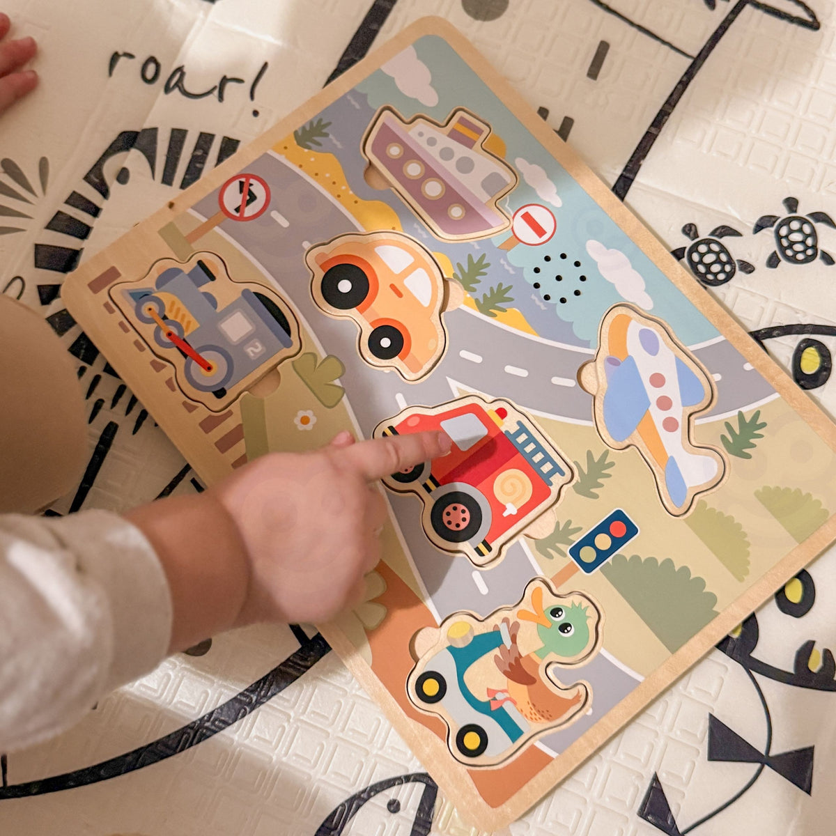 TOOKY TOY Interaktyvi garsinė dėlionė Transporto priemonės