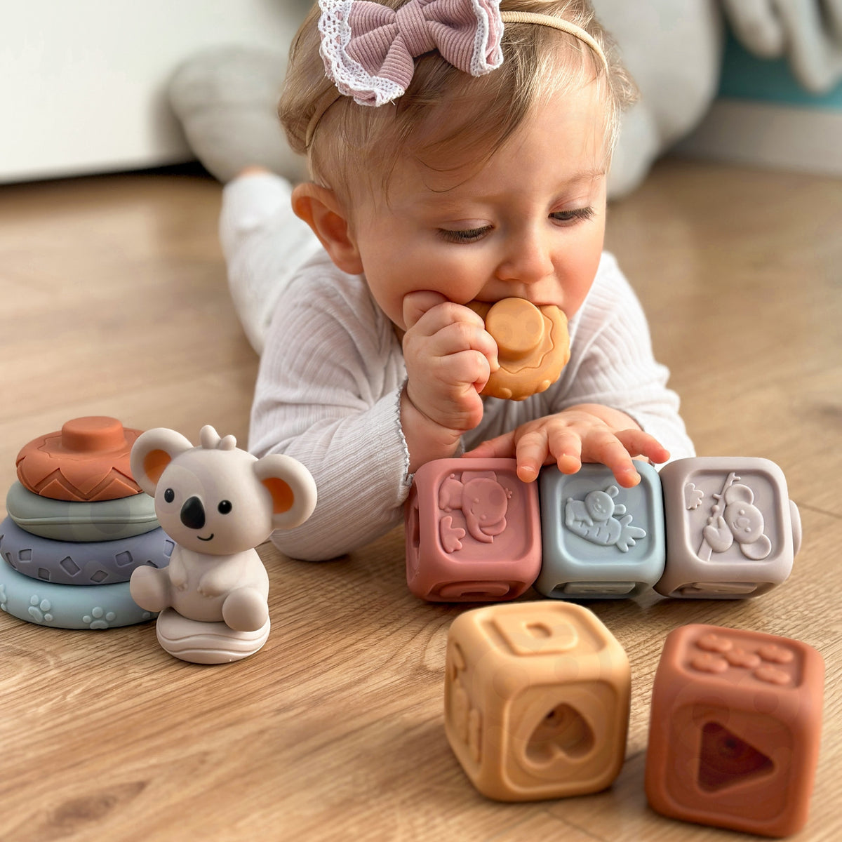 WOOPIE BABY Minkšti sensoriniai kaladėlės 3in1 su meškiuku