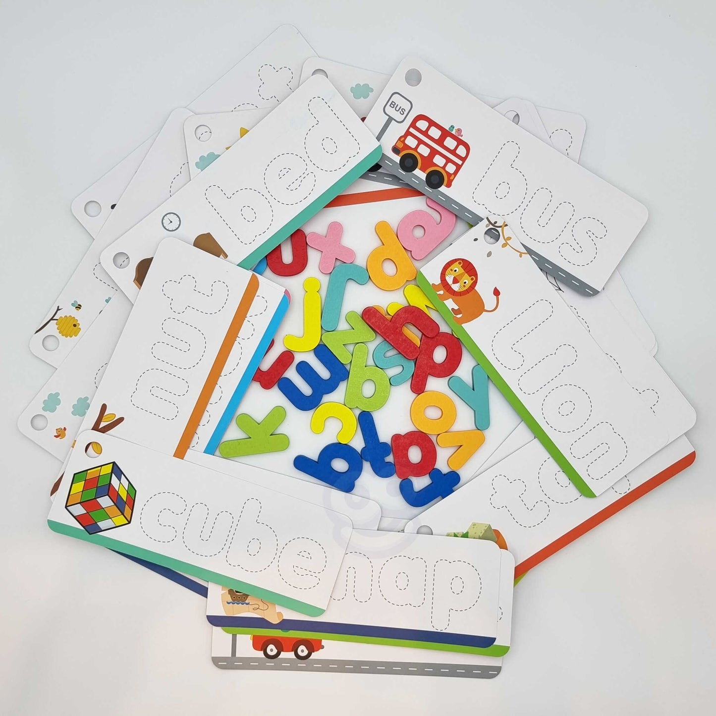 TOOKY TOY 57 dalių Montessori abėcėlės dėlionė: raidžių, žodžių ir gyvūnų mokymasis