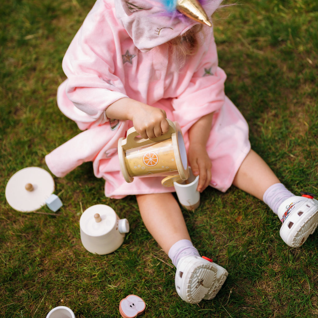 TOOKY TOY Medinis Freskų Gamintojas su Priedais – 18 detalių