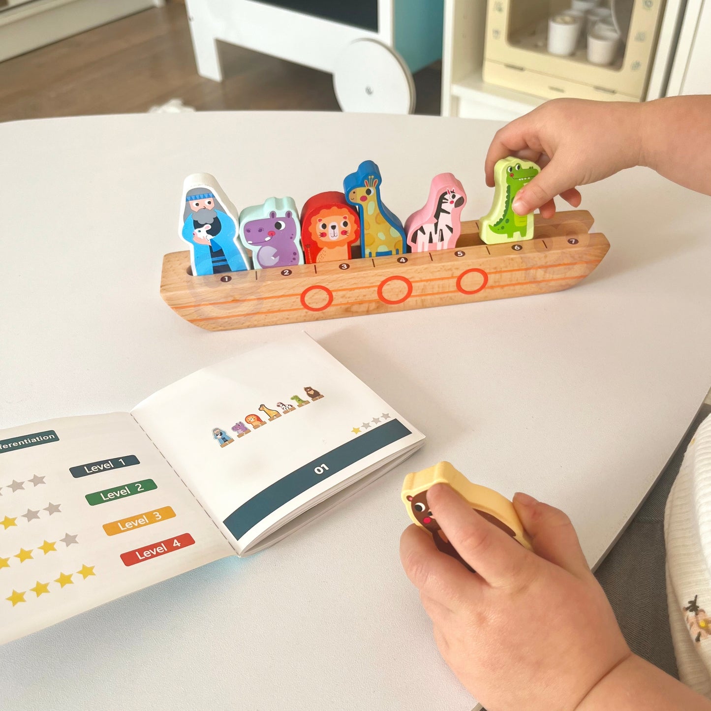 TOOKY TOY Medinė dėlionė – galvosūkis „Nojus ir gyvūnai“ – vaizdas 6