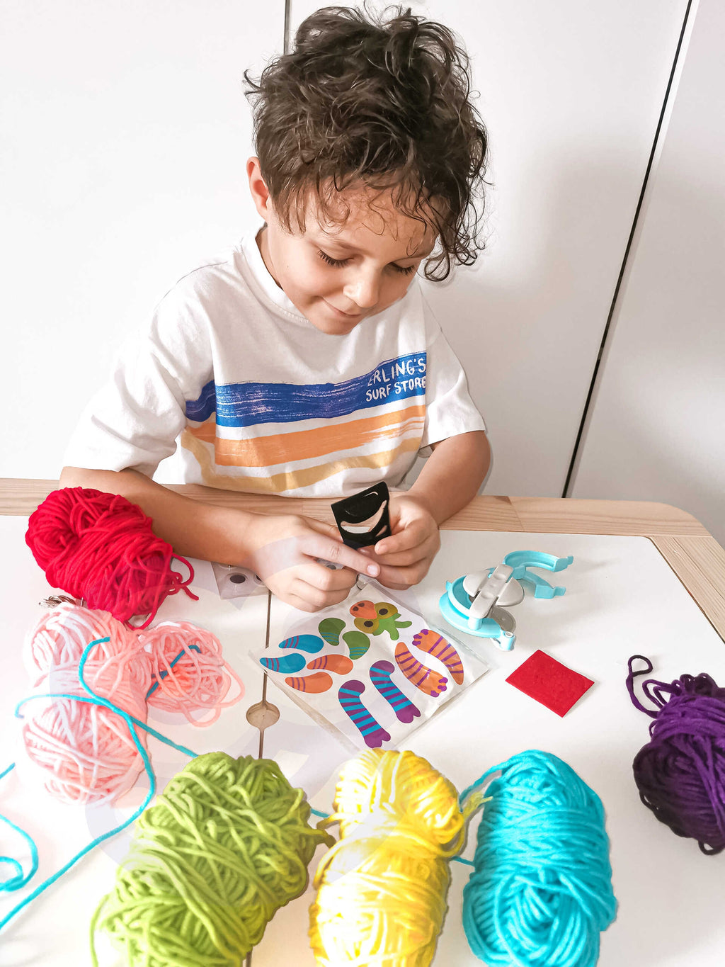 WOOPIE ART&FUN Kuriamas siūlų pūkuoto pabaisiuko rinkinys