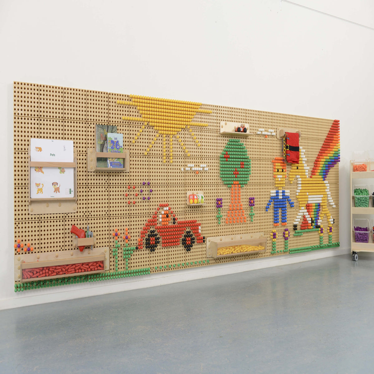 MASTERKIDZ STEM Kūrybinė Mokslo Lenta su Montavimo Panele 120x80cm