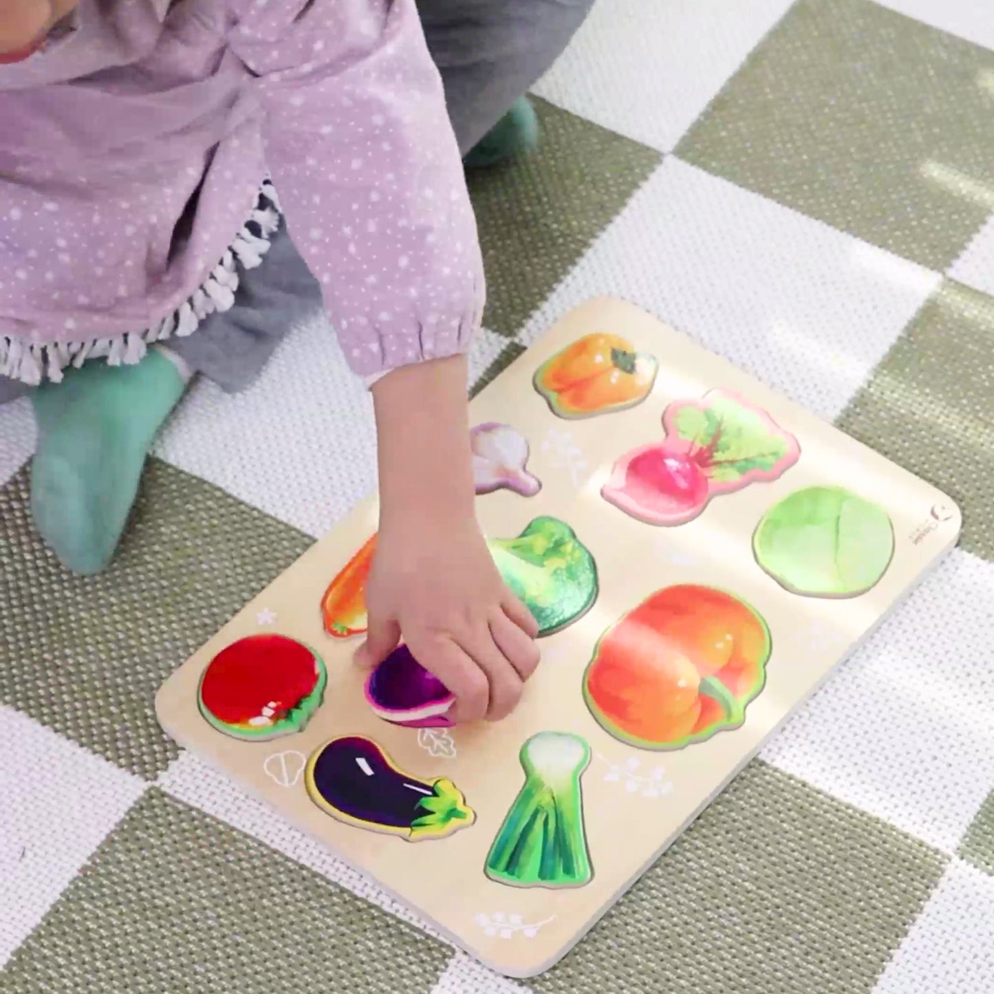 CLASSIC WORLD Medinė Montessori Daržovių Dėlionė vaikams