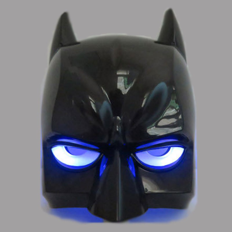Batman Kaukė su LED Šviesomis